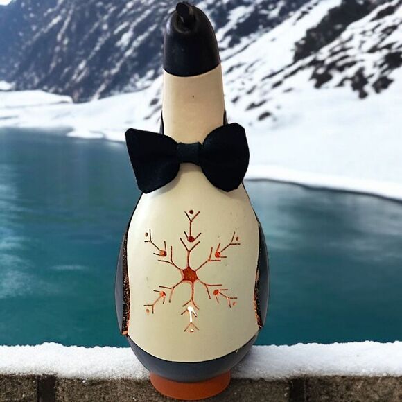 Meadowbrooke Gourd Penquin Lamp Light Handcrafted Carved Holiday Winter Vintage - Picture 15 of 16